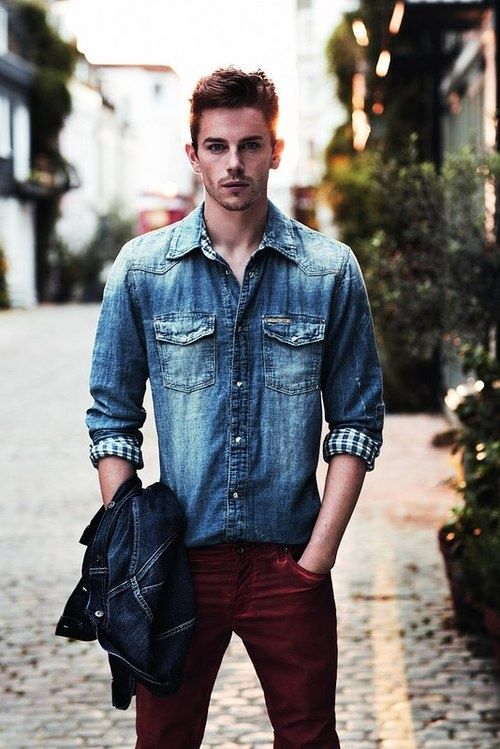 Calça preta com hot sale camisa jeans masculina